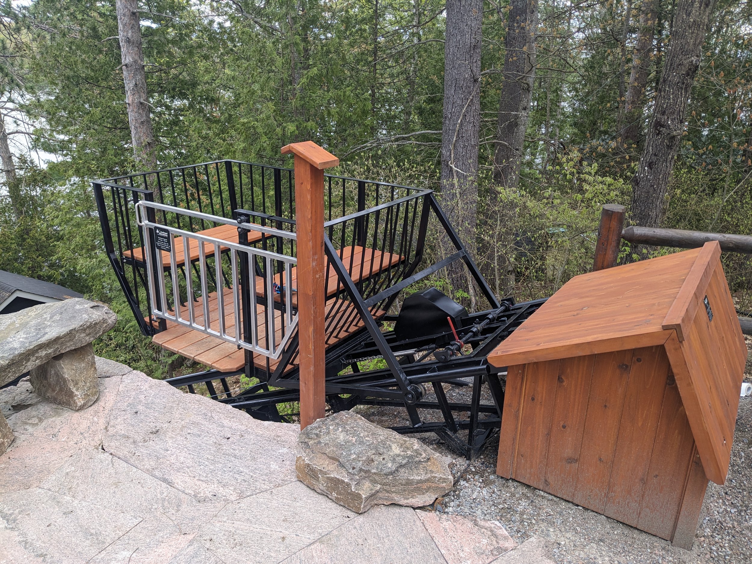 The upper station platform was added after initial construction to provide direct access to the cottage from the driveway.