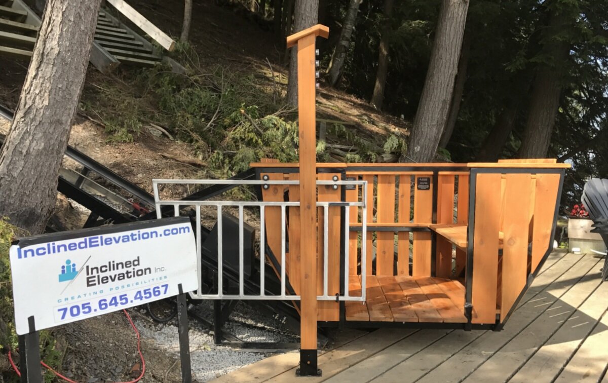 We added a button-box post to the dock to serve as the lower station.